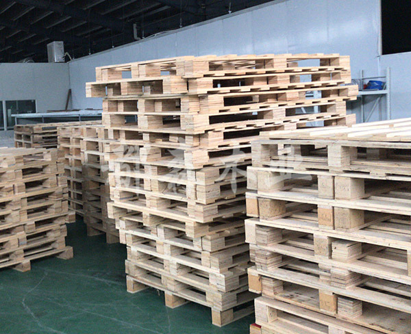 回收光伏托盤(pán)